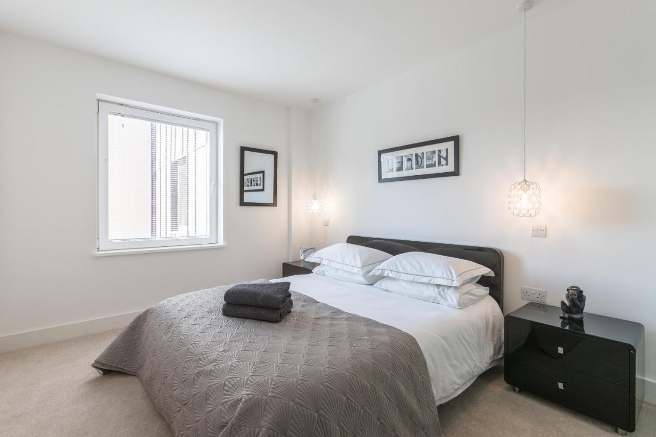 Luxury 2-Bed Flat Parking And Close To The Tube London Luaran gambar