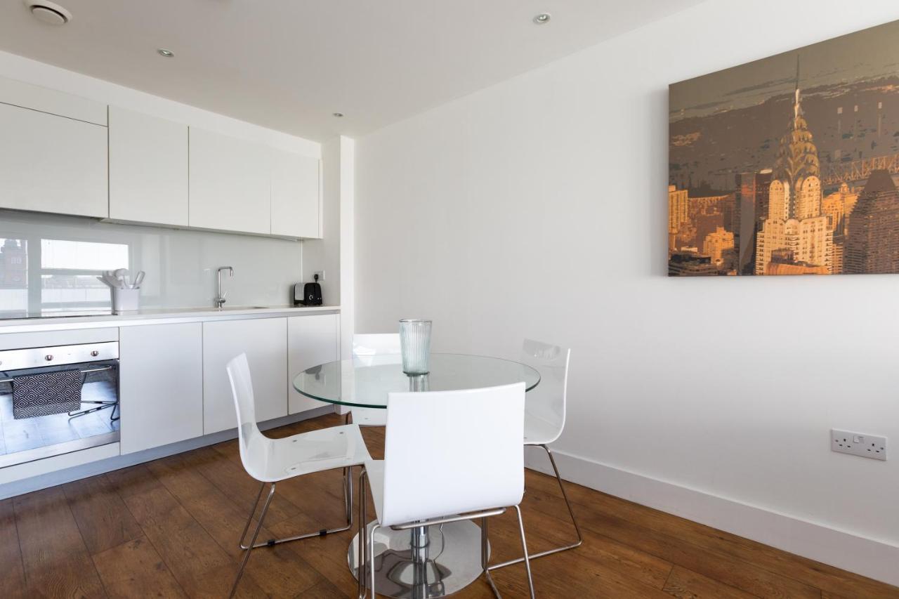 Luxury 2-Bed Flat Parking And Close To The Tube London Luaran gambar